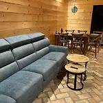 Апартаменты Dzika Dziura Z Jacuzzi Завоя