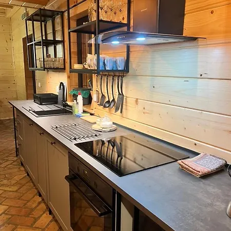 Dzika Dziura Z Jacuzzi * Zawoja