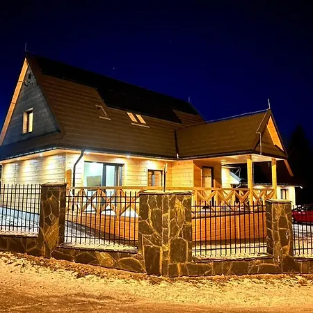 Dzika Dziura Z Jacuzzi *