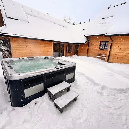 Apartment Dzika Dziura Z Jacuzzi *