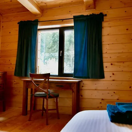 Dzika Dziura Z Jacuzzi דירה