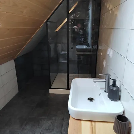 アパート Dzika Dziura Z Jacuzzi *