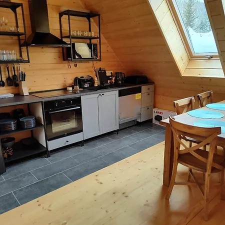 Dzika Dziura Z Jacuzzi *