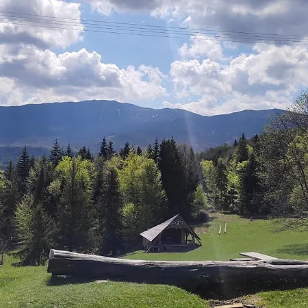 Dzika Dziura Z Jacuzzi *