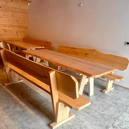 Dzika Dziura Z Jacuzzi Apartman