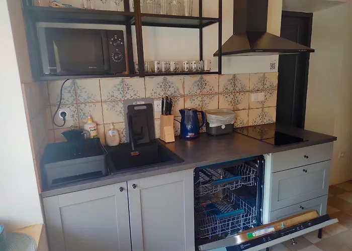 Dzika Dziura Z Jacuzzi Apartman