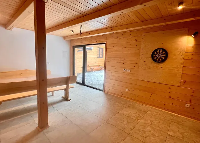 Dzika Dziura Z Jacuzzi